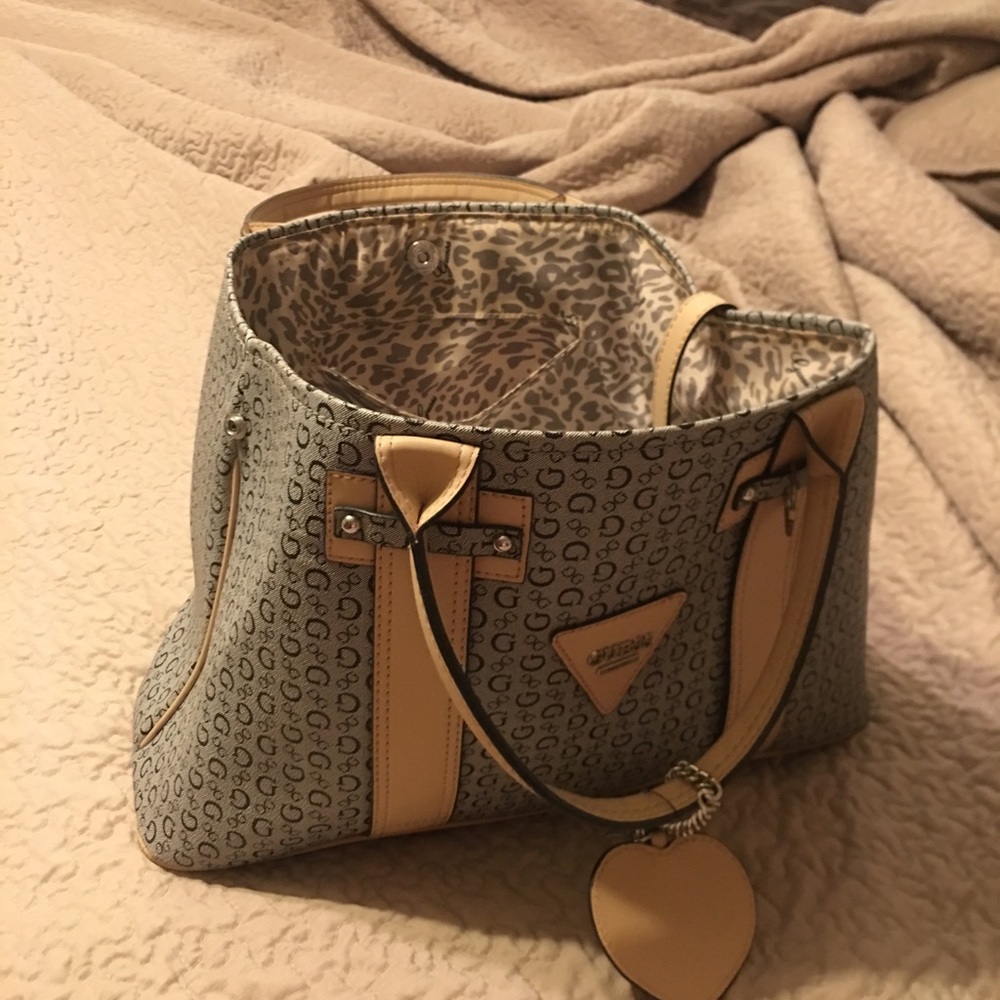 Guess purse